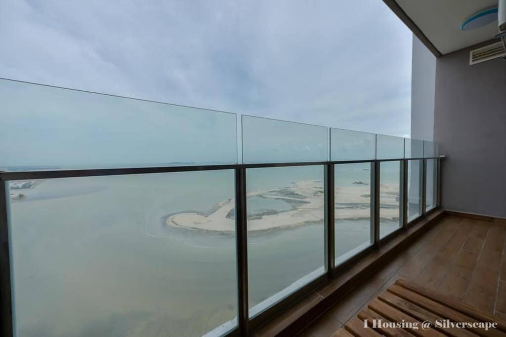 Ken Home Silverscape Block A 5Pax No Wifi Малакка Экстерьер фото