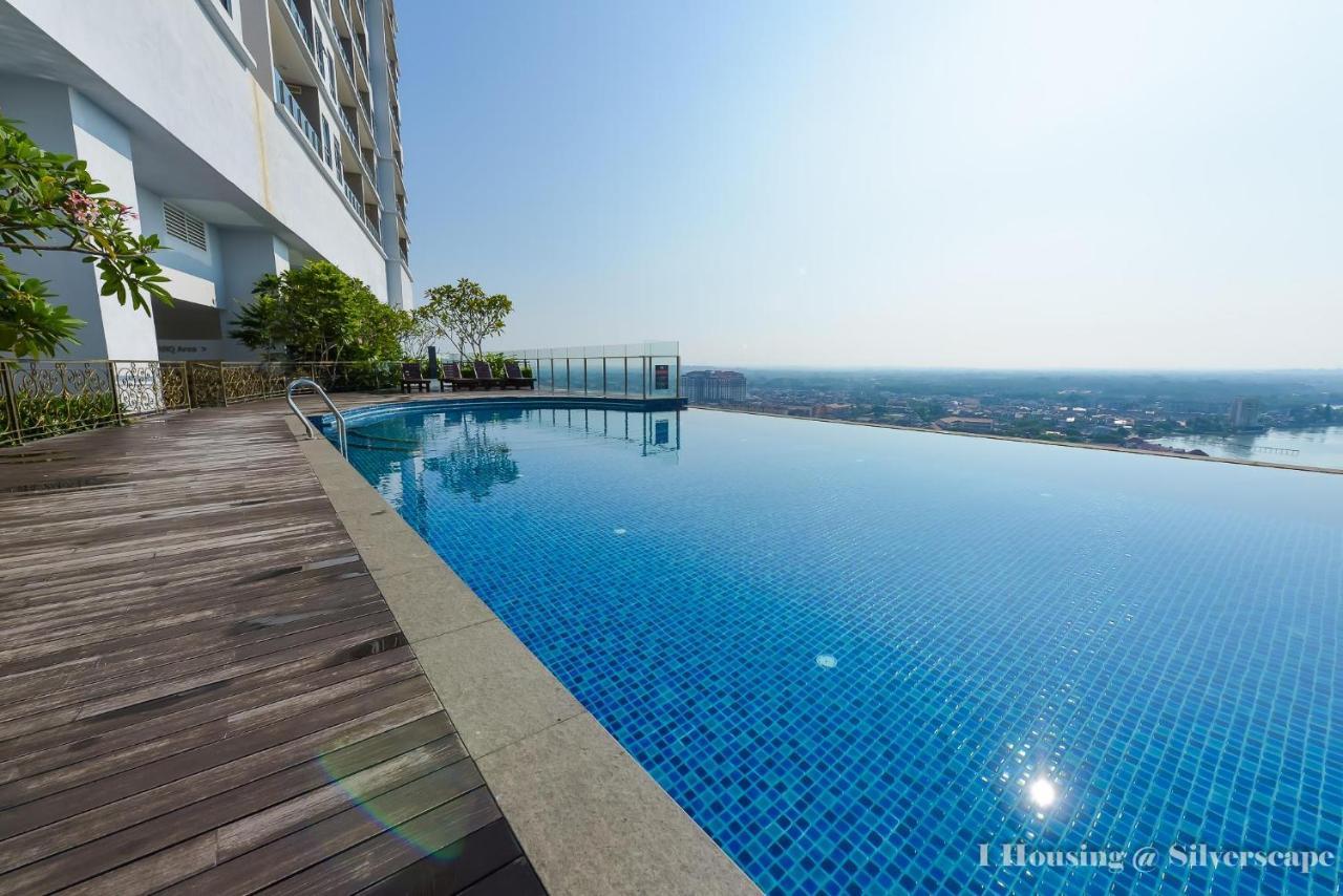 Ken Home Silverscape Block A 5Pax No Wifi Малакка Экстерьер фото